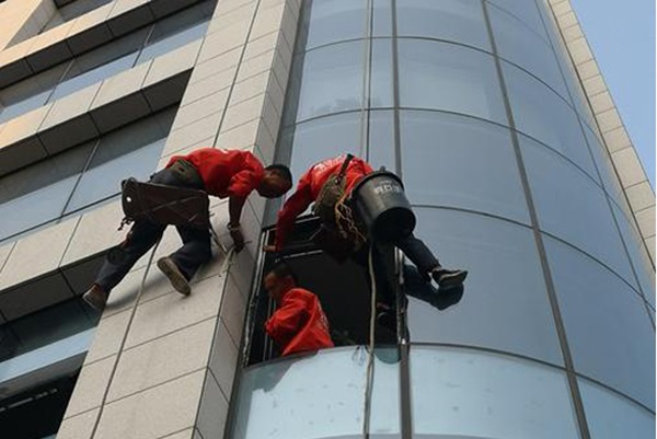 汉阳专业外墙清洗:大厦高楼清洗准备工作要做那些？